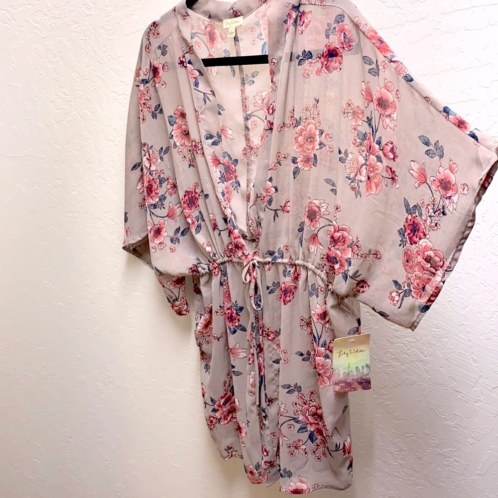 Lily White NWT Mauve Floral Kimono Size L - Picture 11 of 11